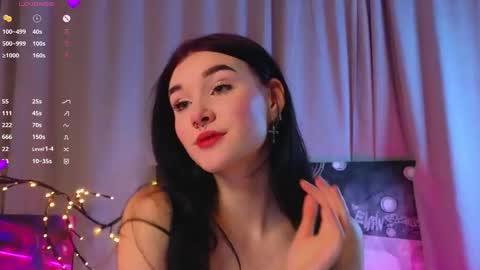 Snapshot of sarahhunny chatting on November 10, 2025, 10:09 pm Sarah online show from November 10, 2025, 10:09 pm