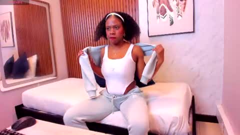 Snapshot of sarahi_pusey chatting on June 24, 2026, 12:04 pm Sarahi pusey online show from June 24, 2026, 12:04 pm
