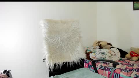 Sarah online show from November 23, 2025, 4:12 am