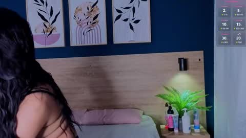 Sarah online show from September 17, 2025, 11:34 am