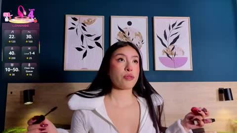 Sarah online show from December 17, 2025, 7:53 pm