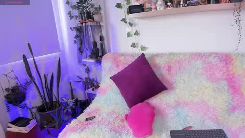 Sarah NEW ACCOUNT online show from June 4, 2026, 7:42 pm
