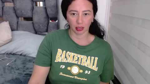 Lia online show from December 2, 2024, 3:25 pm