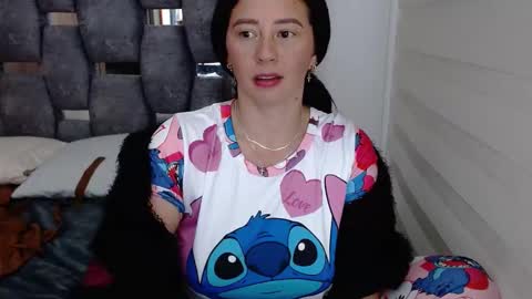 Lia online show from December 4, 2024, 2:59 pm