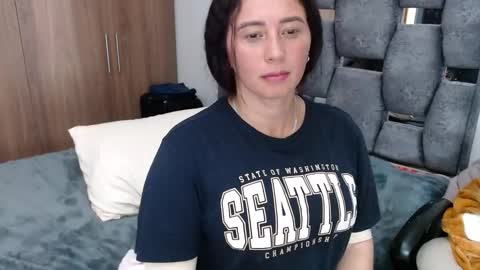Lia online show from December 16, 2024, 11:18 pm