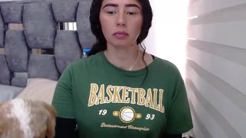 Lia online show from December 31, 2024, 6:02 pm