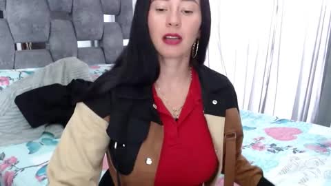 Lia online show from September 26, 2025, 8:24 pm