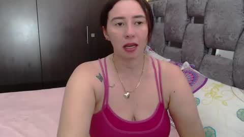 Lia online show from June 9, 2026, 4:40 pm