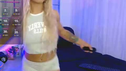 sarahraiynex online show from July 30, 2026, 10:14 am