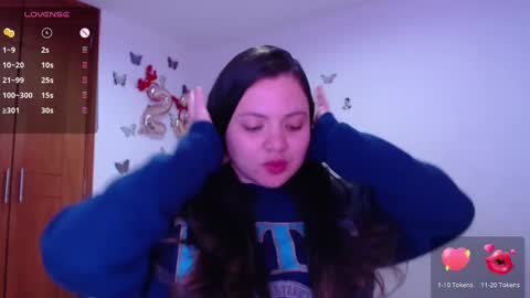 Snapshot of sarahros1 chatting on February 25, 2025, 3:42 am Sarah online show from February 25, 2025, 3:42 am