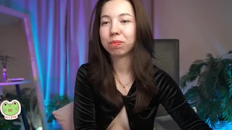 vacation 16-30 of november caucht me in insta online show from December 7, 2024, 11:40 am