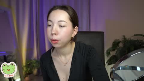 vacation 16-30 of november caucht me in insta online show from December 11, 2024, 9:09 am
