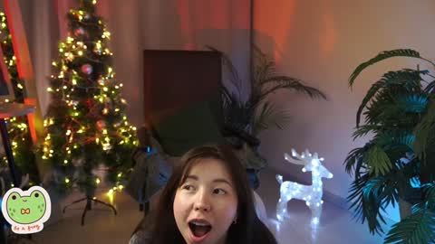 vacation 16-30 of november caucht me in insta online show from January 5, 2025, 8:43 am