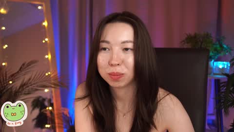 vacation 16-30 of november caucht me in insta online show from January 16, 2025, 8:54 am