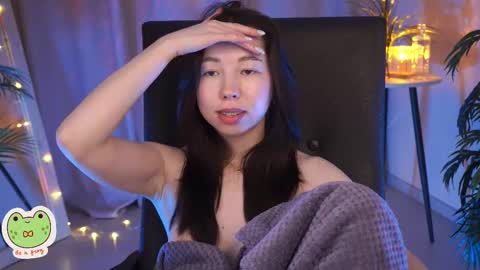 vacation 16-30 of november caucht me in insta online show from February 9, 2025, 8:44 am