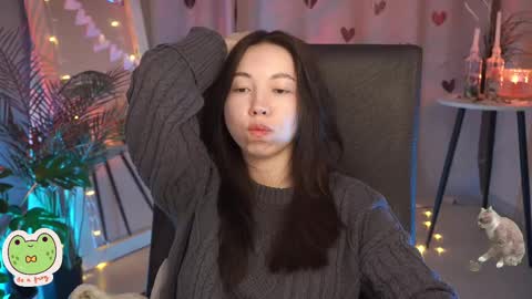 vacation 16-30 of november caucht me in insta online show from February 17, 2025, 11:44 am
