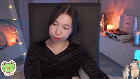 vacation 16-30 of november caucht me in insta online show from March 5, 2025, 11:49 am
