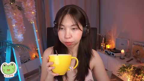 vacation 16-30 of november caucht me in insta online show from March 9, 2025, 5:22 am