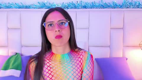 SARAH online show from December 7, 2024, 6:04 pm