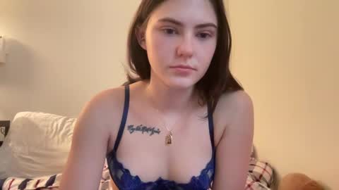 SarahxOliver online show from December 9, 2024, 3:54 pm