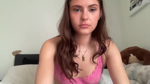 SarahxOliver online show from September 27, 2025, 2:55 pm