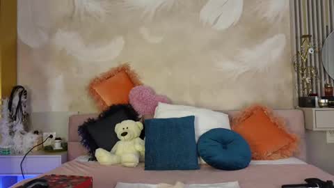Jenny online show from May 2, 2026, 5:01 am