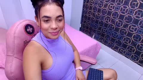 Snapshot of sarak_ chatting on January 12, 2025, 12:01 pm Sara online show from January 12, 2025, 12:01 pm