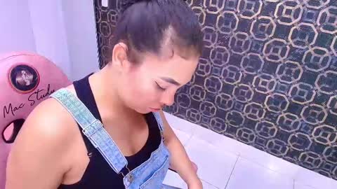 Snapshot of sarak_ chatting on February 24, 2025, 11:54 am Sara online show from February 24, 2025, 11:54 am