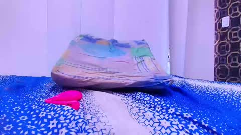 Snapshot of sarak_ chatting on March 4, 2025, 3:04 pm Sara online show from March 4, 2025, 3:04 pm