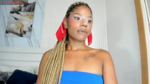 Sara Lewis online show from May 11, 2026, 11:05 am