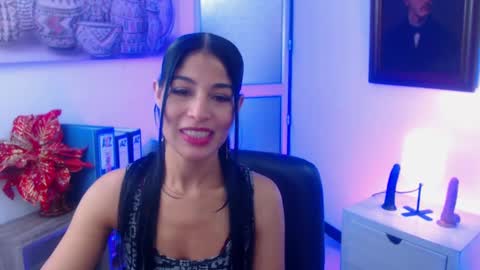 saralife69 online show from December 20, 2024, 12:05 pm