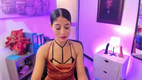 saralife69 online show from December 30, 2024, 11:48 am