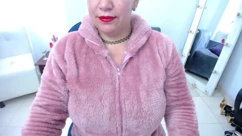 Snapshot of saralovens chatting on September 13, 2025, 2:28 pm Saraloves online show from September 13, 2025, 2:28 pm