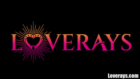 Snapshot of saraloverays chatting on October 25, 2025, 11:10 pm Back from Vacay  Follow for more here  online show from October 25, 2025, 11:10 pm