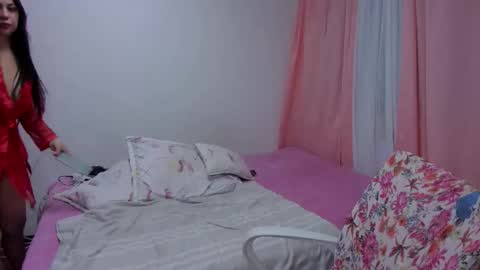 sara luna online show from May 15, 2026, 8:27 pm