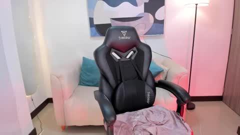 I am Sara  online show from February 19, 2026, 10:17 pm