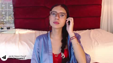 Snapshot of sarasaenz_99 chatting on December 18, 2024, 1:48 am Sara online show from December 18, 2024, 1:48 am