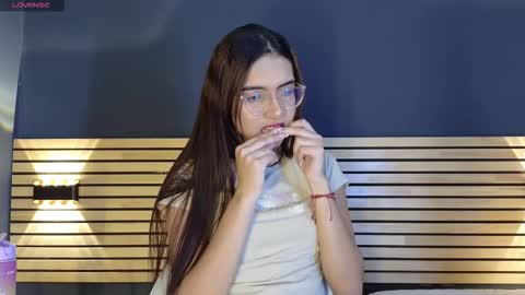 Sara online show from December 21, 2025, 7:10 pm