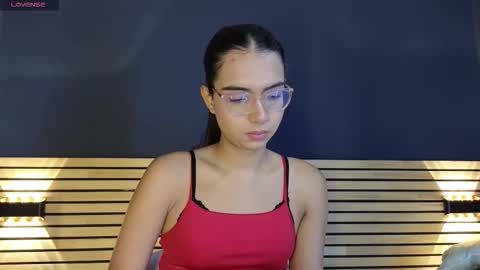 Sara online show from December 22, 2025, 7:11 pm