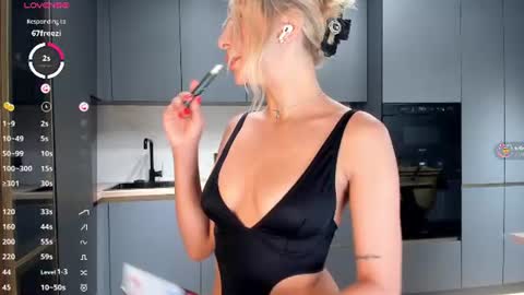 Sara online show from June 24, 2026, 1:59 am