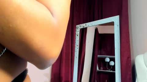 ZaraSolei online show from October 11, 2025, 12:58 pm