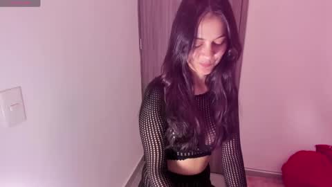 Snapshot of sarasweet_4 chatting on April 11, 2026, 3:16 pm Sara online show from April 11, 2026, 3:16 pm