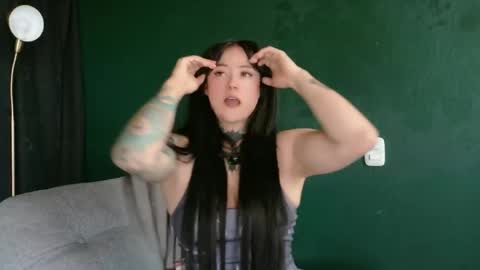 Snapshot of saratrita chatting on May 22, 2026, 8:03 pm Sara Herrera online show from May 22, 2026, 8:03 pm