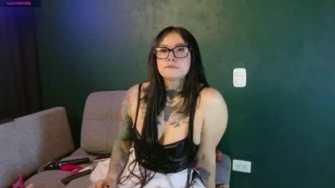 Snapshot of saratrita chatting on June 9, 2026, 2:01 am Sara Herrera online show from June 9, 2026, 2:01 am