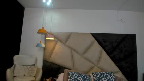      online show from October 27, 2025, 12:15 am