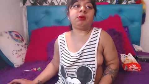 Sara Wills online show from May 6, 2026, 7:19 pm