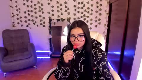 saray__jones online show from January 2, 2025, 2:57 pm