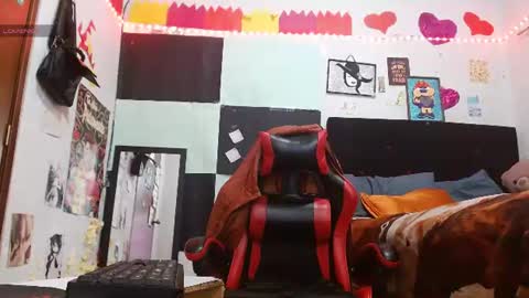 Snapshot of saray_extrovert1 chatting on July 5, 2026, 4:52 am Sara Jimenez online show from July 5, 2026, 4:52 am