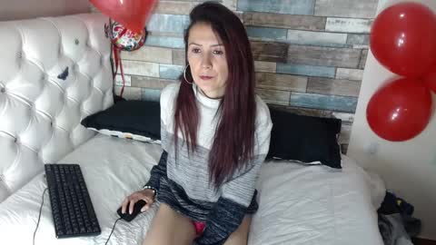 Snapshot of saray_hot202cl chatting on March 7, 2025, 4:13 am saray_hot202cl online show from March 7, 2025, 4:13 am