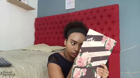 Snapshot of saray_mardez chatting on September 18, 2025, 12:07 pm Saray Mardez online show from September 18, 2025, 12:07 pm
